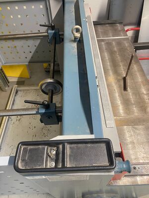 Découpe de plaques de métal de 0,6mm en plaque de 400x300mm